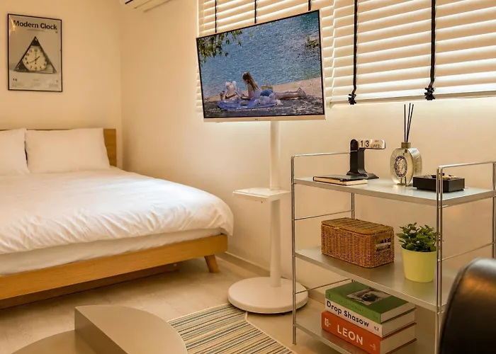 아파트 Luggage Storage Available, 3-minute Walk From Seolleung Station, For 6, Close To Gangnam Coex Starfield, Garosu-gil, And Itaewon 15minutes 서울특별시