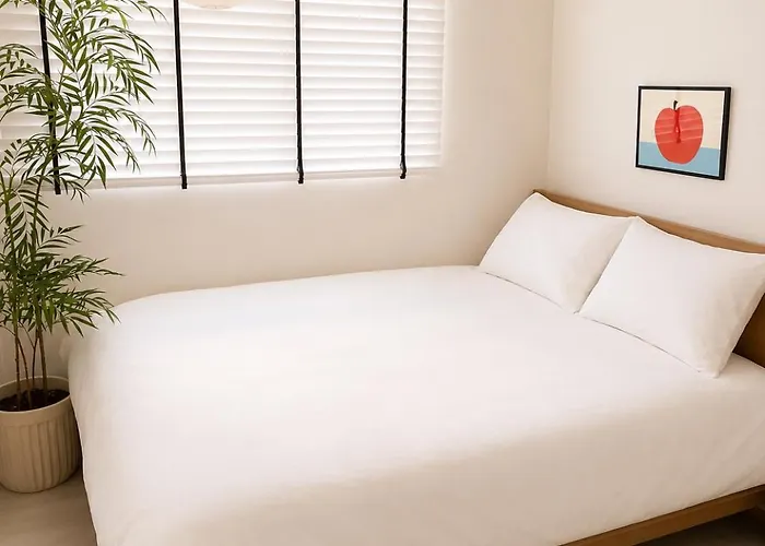 Luggage Storage Available, 3-minute Walk From Seolleung Station, For 6, Close To Gangnam Coex Starfield, Garosu-gil, And Itaewon 15minutes