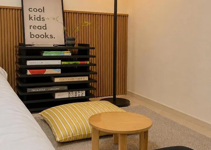 아파트 Luggage Storage Available, 3-minute Walk From Seolleung Station, For 6, Close To Gangnam Coex Starfield, Garosu-gil, And Itaewon 15minutes