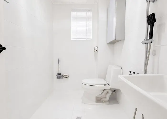 아파트 Luggage Storage Available, 3-minute Walk From Seolleung Station, For 6, Close To Gangnam Coex Starfield, Garosu-gil, And Itaewon 15minutes 서울특별시