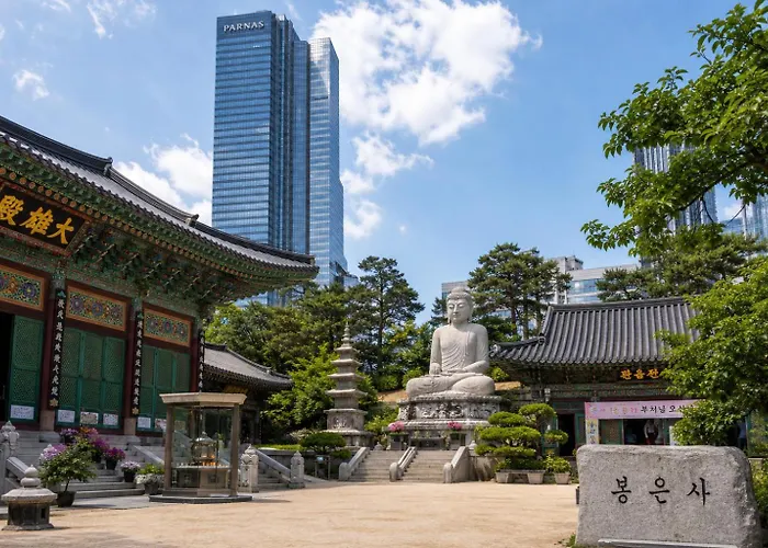 Luggage Storage Available, 3-minute Walk From Seolleung Station, For 6, Close To Gangnam Coex Starfield, Garosu-gil, And Itaewon 15minutes
